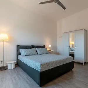  Appartement San Lorenzo Functional Flat