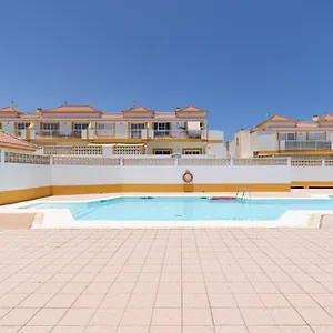 https://two-bedroom-apartment-with-pool-and-terrace.in-canary-islands.com
