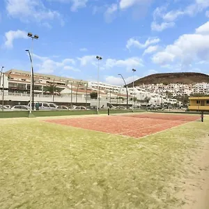 https://torres-del-sol-griffin.in-canary-islands.com